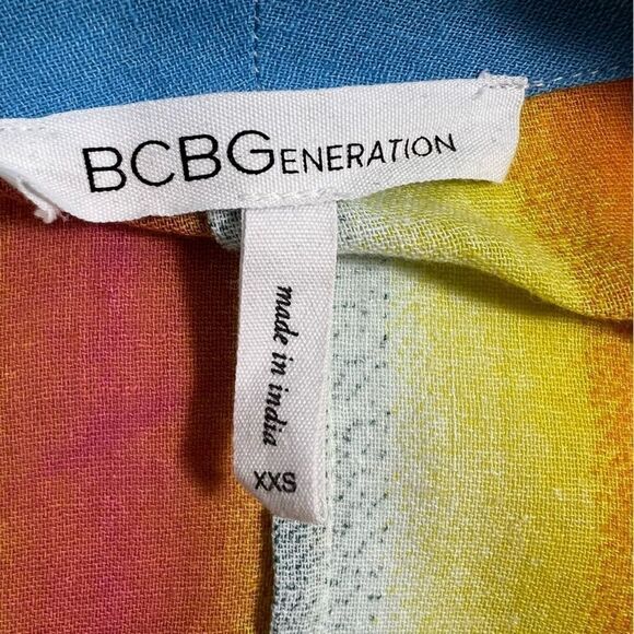 BCBGeneration Striped Tie Front Kimono - Picture 7 of 15